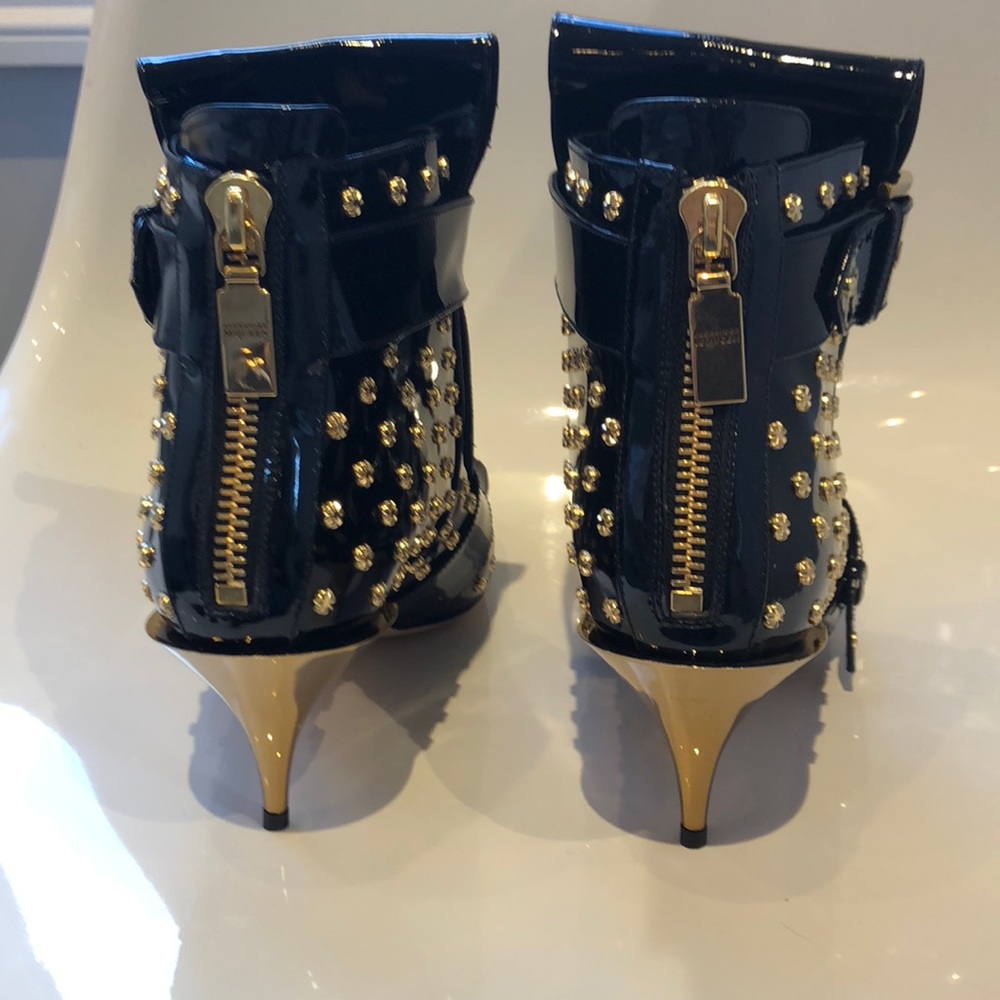 SOLD!!! NIB Alexander McQueen patent/gold boot. 9 - Picture 5 of 8